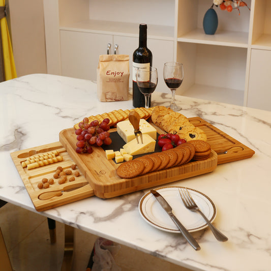 Juego de platos de queso, fruta y pan de bambú